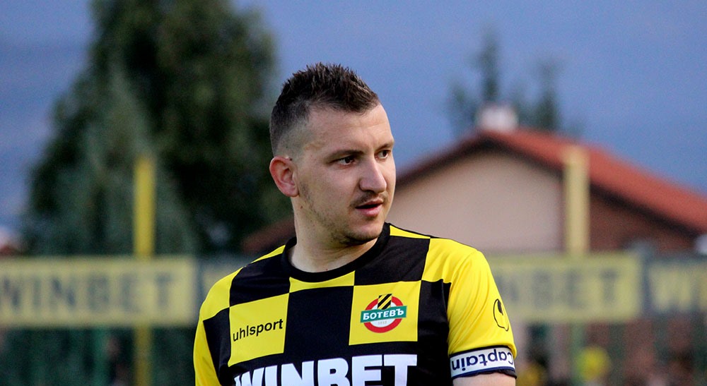 Разкриха заплатата на Неделев в Ботев Пловдив