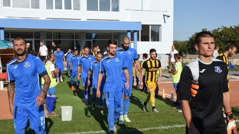 УС на Левски Лом излезе с позиция до бившите играчи на клуба