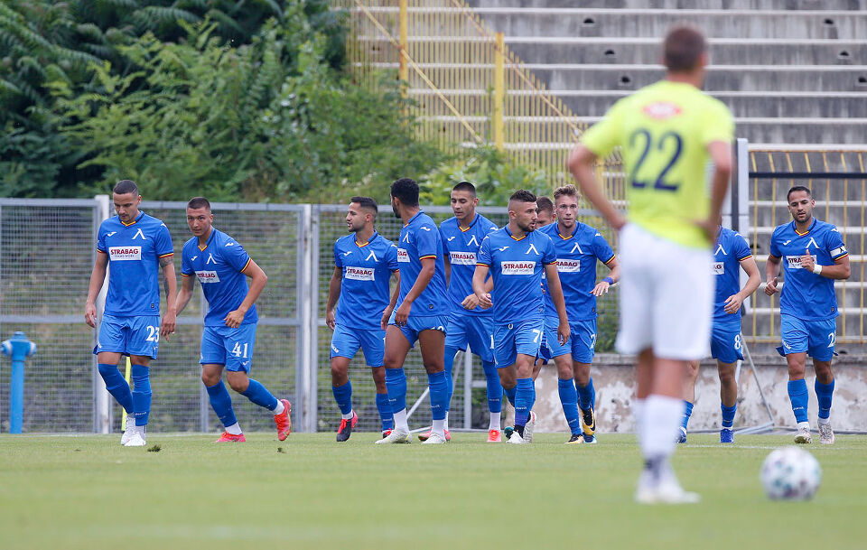 Левски надви Етър с 2:0 преди старта на efbet Лига width=