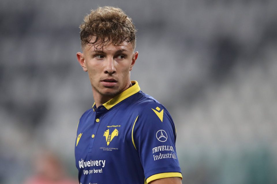 Аталанта обяви талантлив защитник от Верона