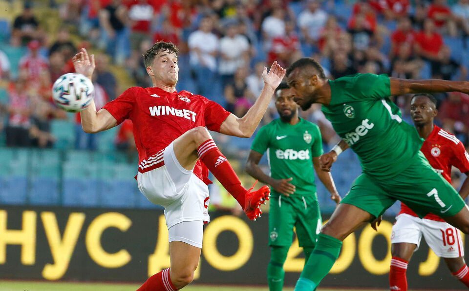 Отлагат и ЦСКА – Лудогорец?