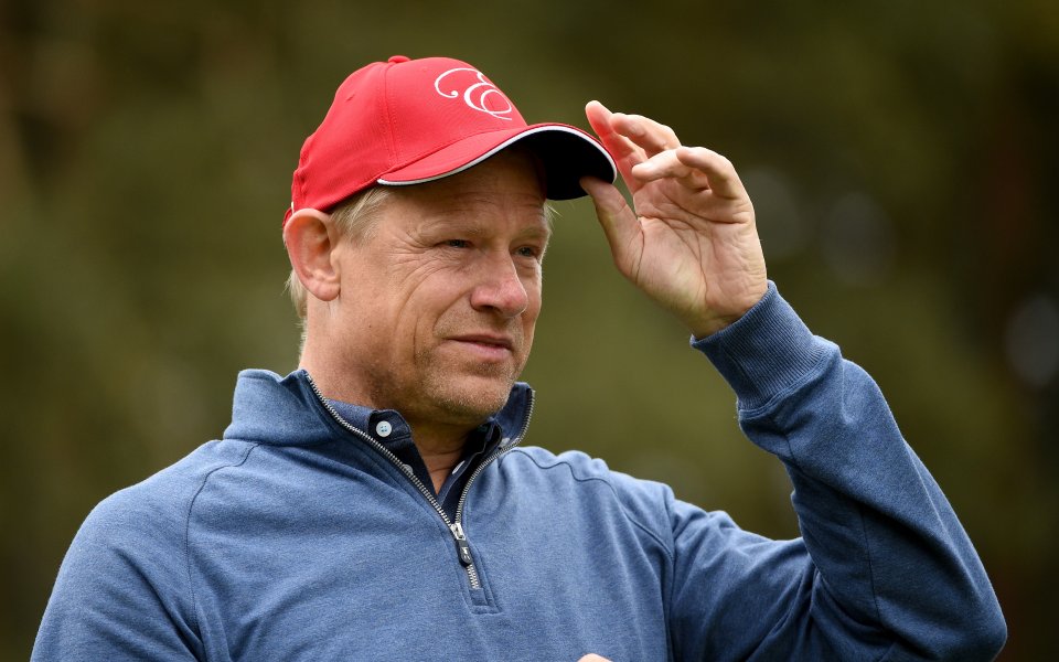 Шмайхел вярва, че синът му е готов за дузпи срещу “Трите лъва”