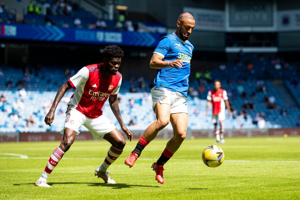 Рейнджърс изпусна Арсенал в контрола