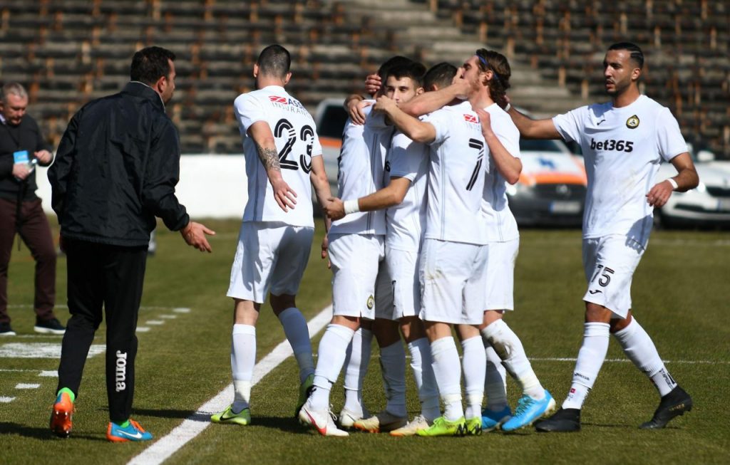 Славия повали Монтана с четири попадения