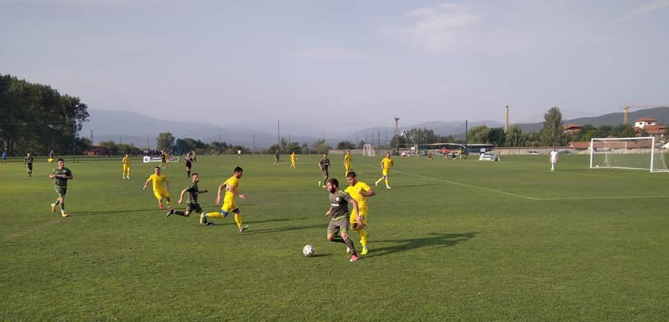 Левски Крумовград с нова полезна проверка в Банско