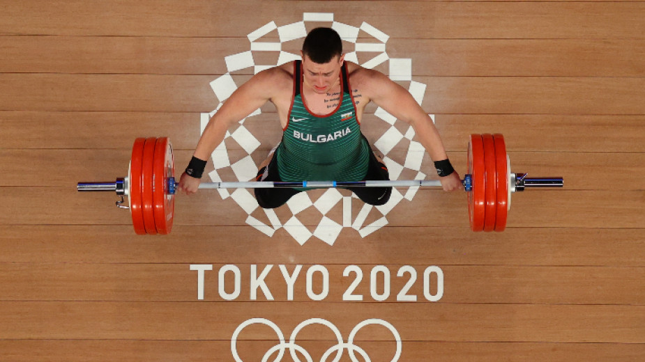 Позор! Отнеха медал на Христов след изтласкването на живота му width=