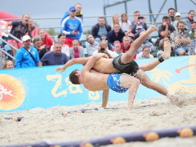 Шестима българи на световния шампионат по плажна борба