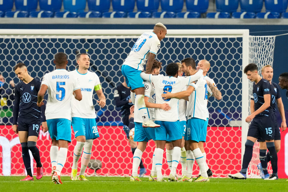 Зенит разгроми Малмьо и записа първи успех width=