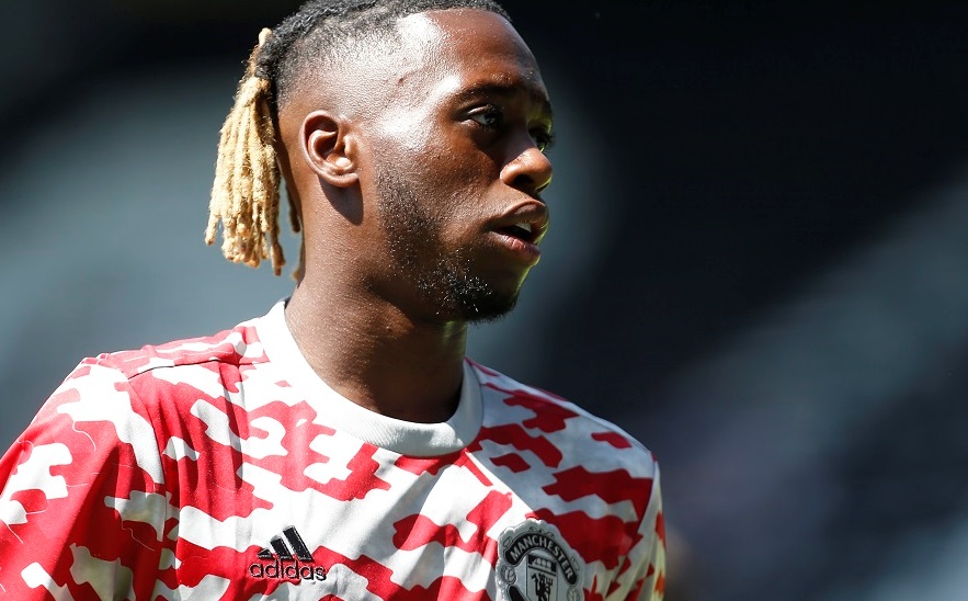 Манчестър Юнайтед търси на всяка цена бранител през януари