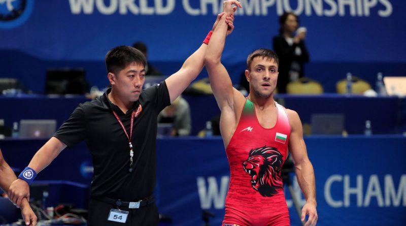 Две български победи на старта при класиците