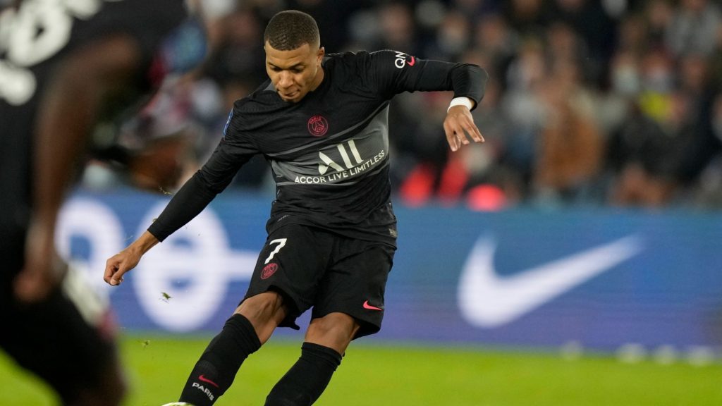 ПСЖ обърна Анже, Мбапе герой за “принцовете”