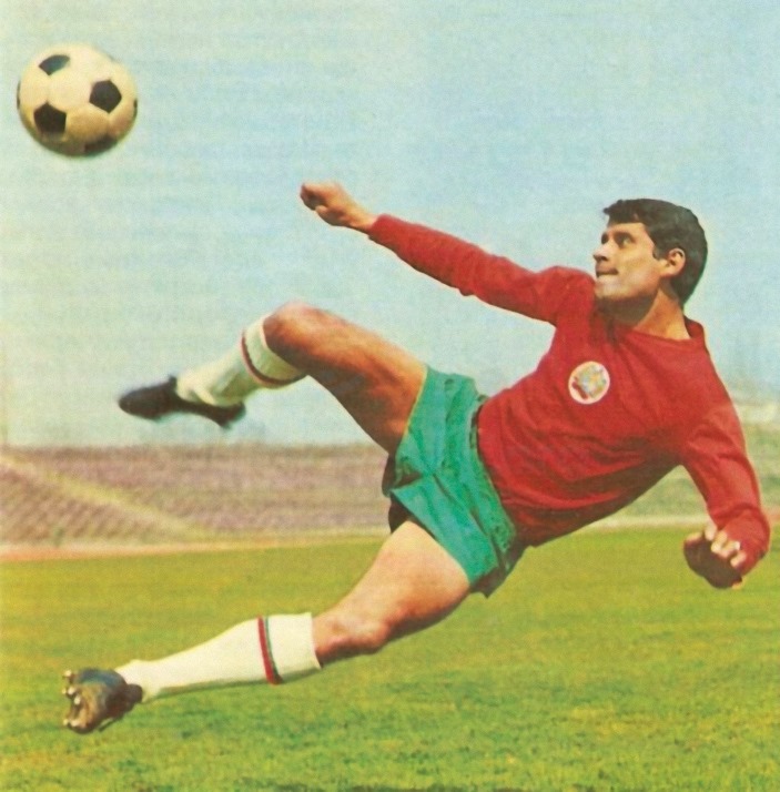 Венци Стефанов: „Стадионът на Славия ще носи името на Шаламанов“ width=