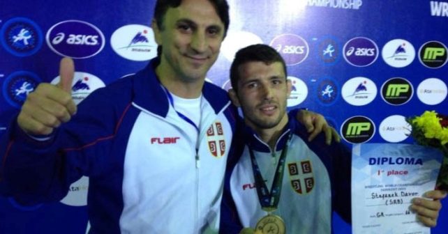 Днес празнуват Стоян Добрев и Албен Кумбаров