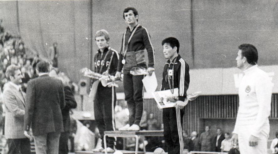 Лични празници за големите Хасан Исаев и Александър Нанев