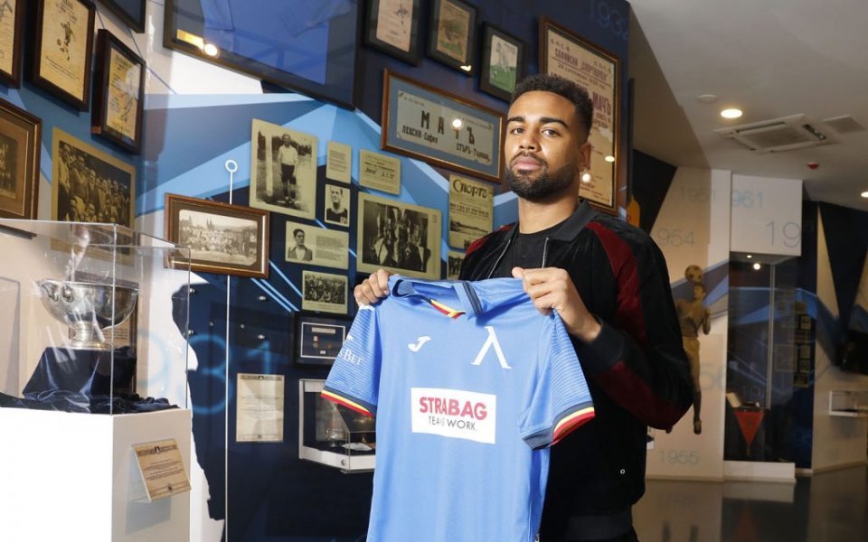 Турци дават 700 000 евро за Сундберг?