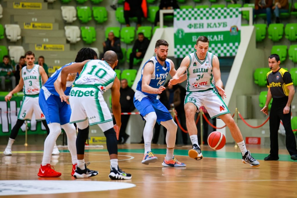 Балкан с 3 от 3 срещу Левски този сезон