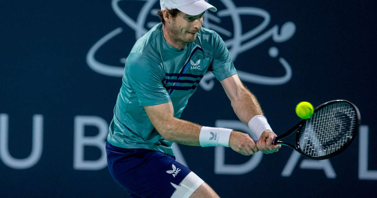 Надал се завърна на корта, но падна от Анди Мъри width=