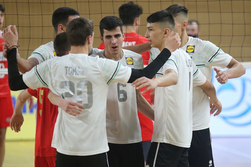 Юношите ни се справиха с Турция в първия си мач на Балканското