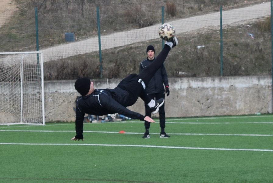 Локо Пловдив с тренировка преди контролата с Етър