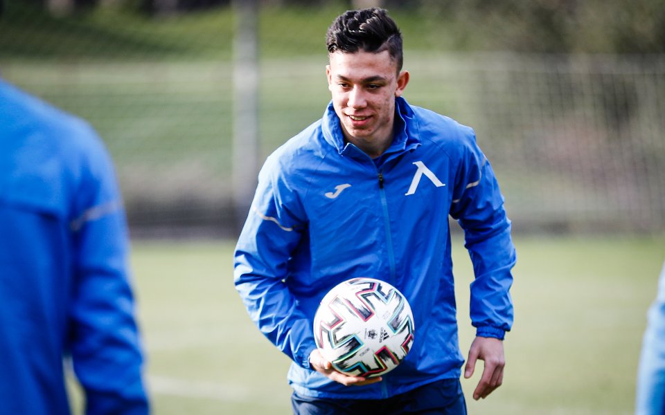 Филип Кръстев: Радвам се да бъда част от Левски