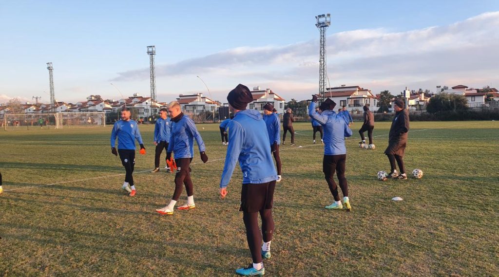 Арда тръгна с нулево равенство в Турция