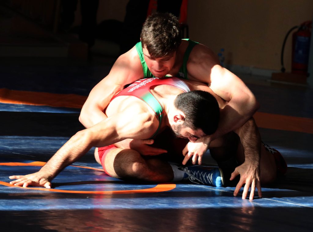 Стоян Кубатов превзе Сливен след победа над Айк Мнацаканян