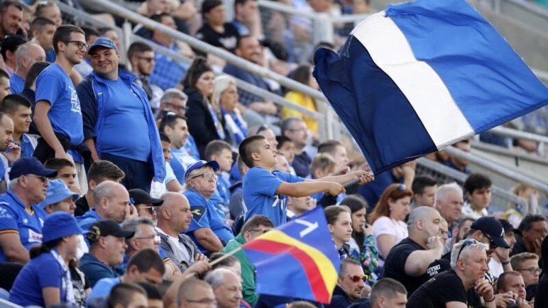 Страхотно: Феновете на Левски събраха 30 хиляди лева