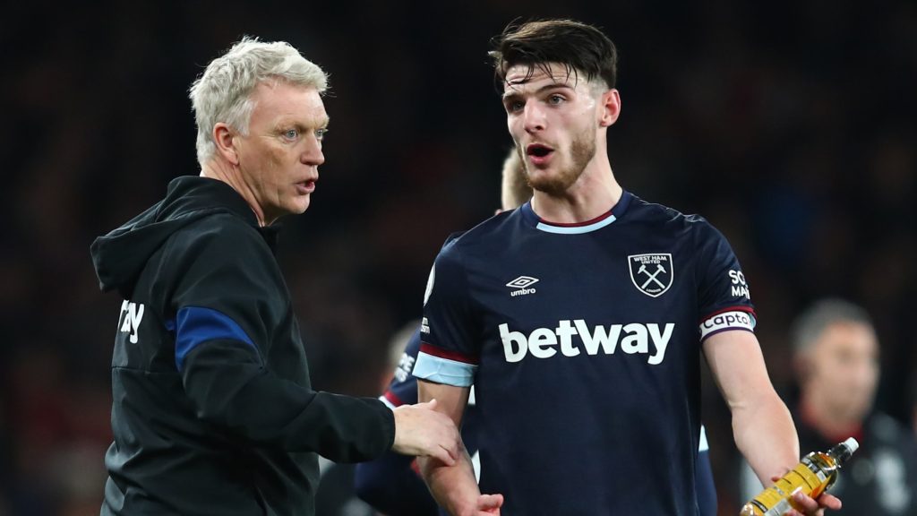 Звездата на Уест Хем ще остане в клуба за още един сезон