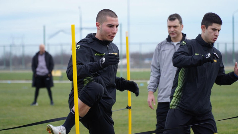 Голям талант на Ботев Пловдив ще играе под наем в Крумовград