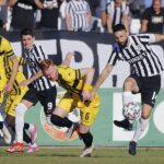 Румен Радев няма да може да присъства на пловдивското дерби