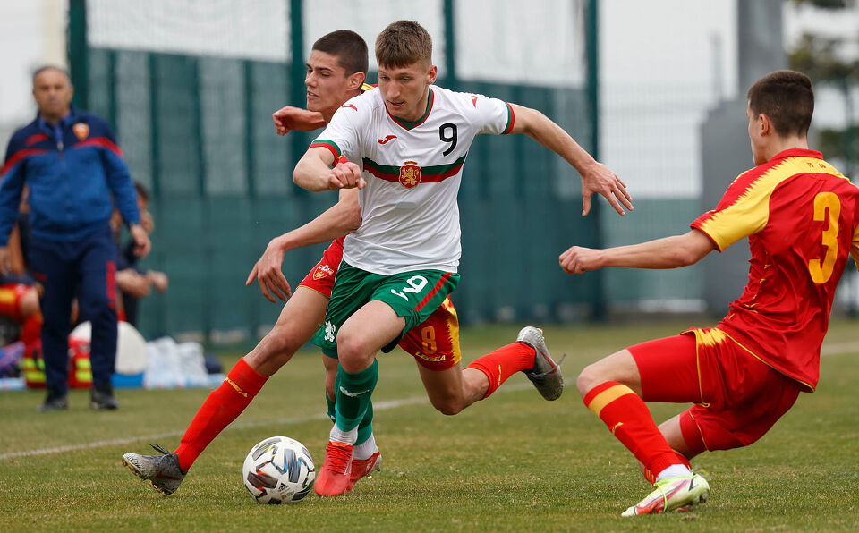 България отново победи Черна гора