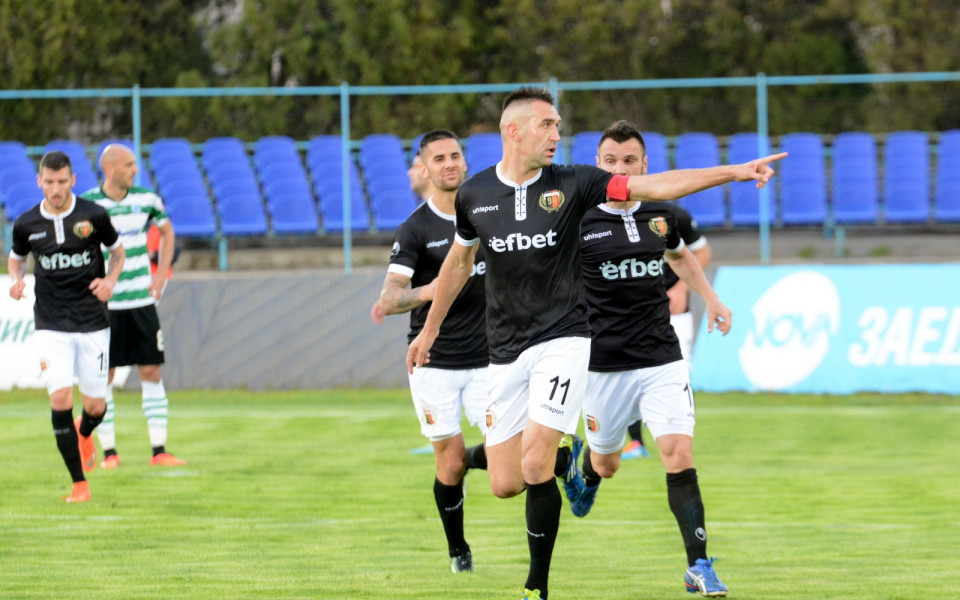 Огромен обрат: Мартин Камбуров се връща във футбола?