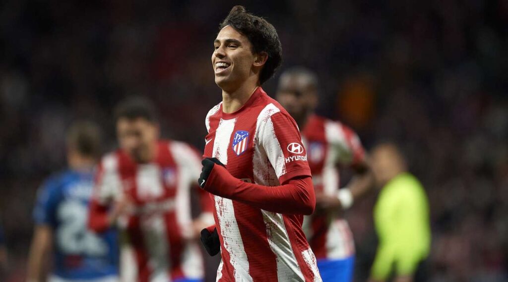 Атлетико Мадрид прегази Алавес и изравни Севиля по точки