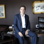 Домусчиев отрече информациите, че е пътувал с Михайлов до Париж