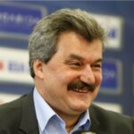 Тодор Батков ще купи от новите акции на Левски