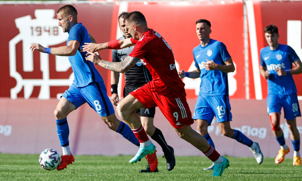 ЦСКА 1948 разби Арда с 5:1 и прати напрежението при Берое width=