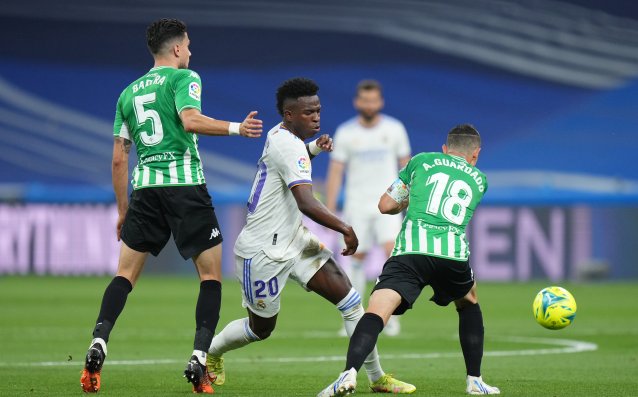 “Кралете” загряха за финала в ШЛ с равен срещу Бетис у дома