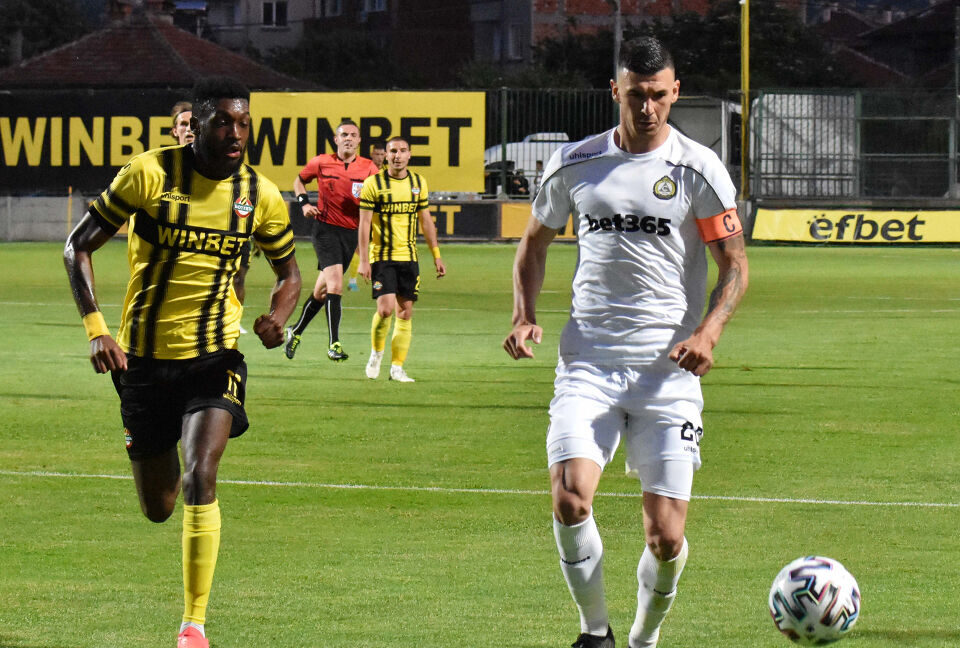 Ботев (Пловдив) с първи медал от 1995 година