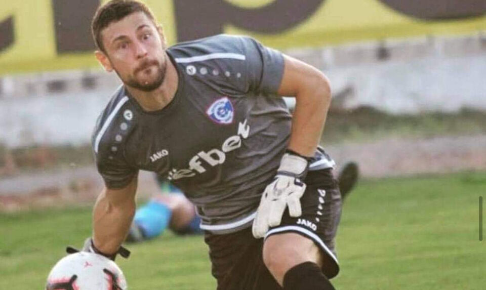 Спартак Варна се разделя с вратаря Славов