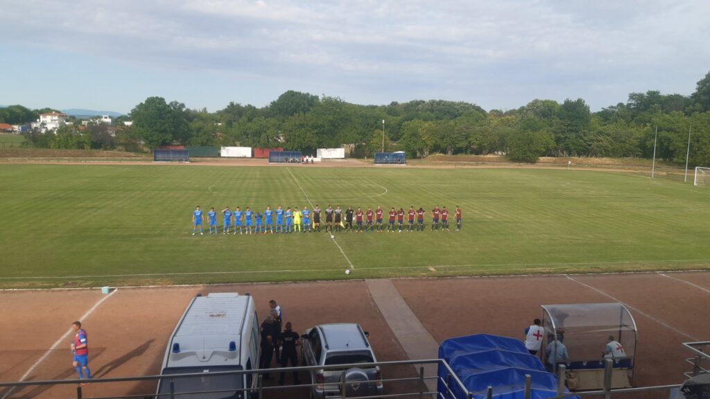 Eкшън в Нова Загора – Загорец изля гнева си върху рефер