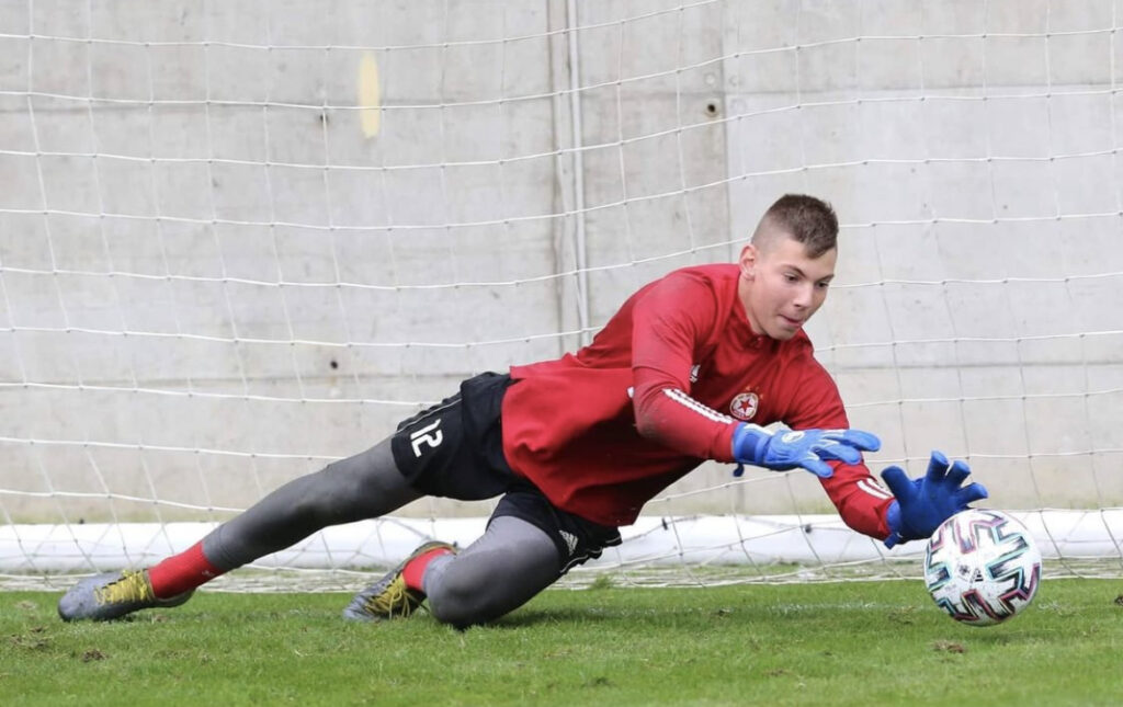 Саша Илич обмисля да даде шанс на талант на ЦСКА