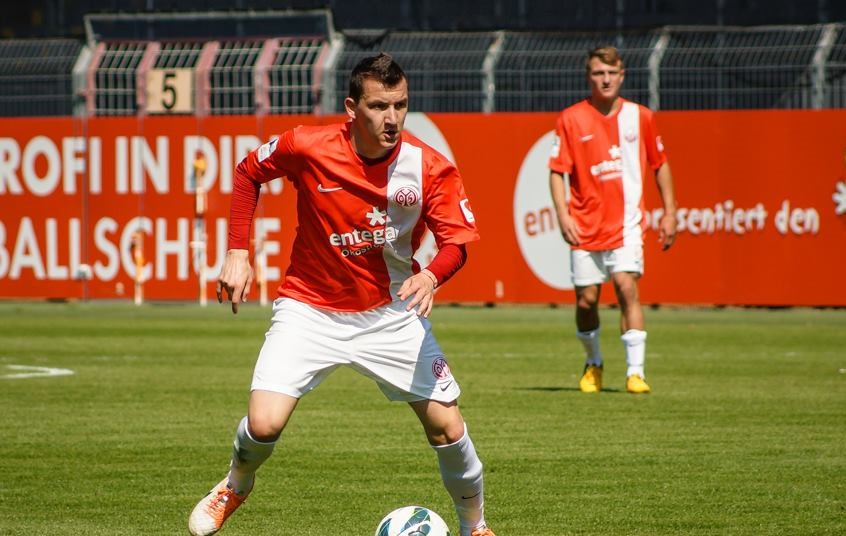 От Майнц 05 също изразиха подкрепата си към Тодор Неделев width=