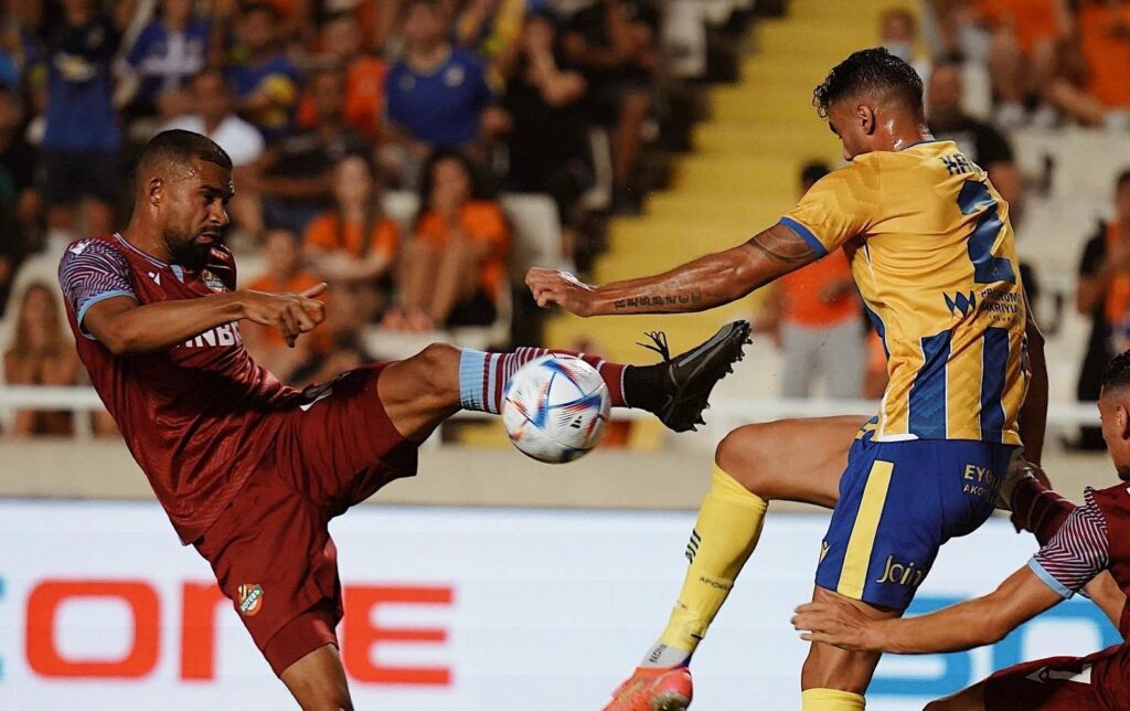 Ботев Пловдив отпадна от Европа след 0:2 от АПОЕЛ Никозия