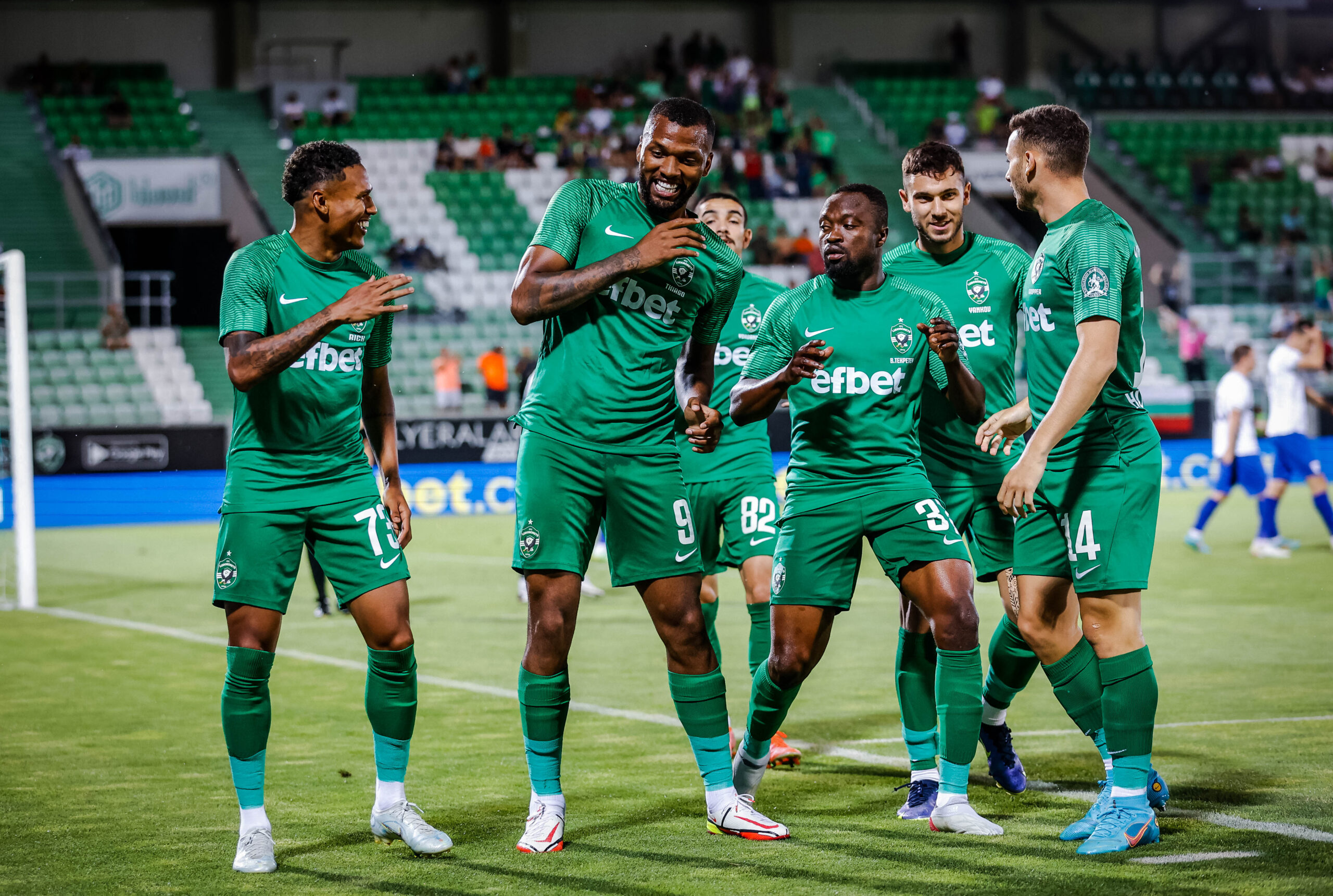 Лудогорец разкъса Спартак (Варна) с 5:0 в Разград width=