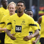 Нападател на Дортмунд приел много навътре загубата на титлата