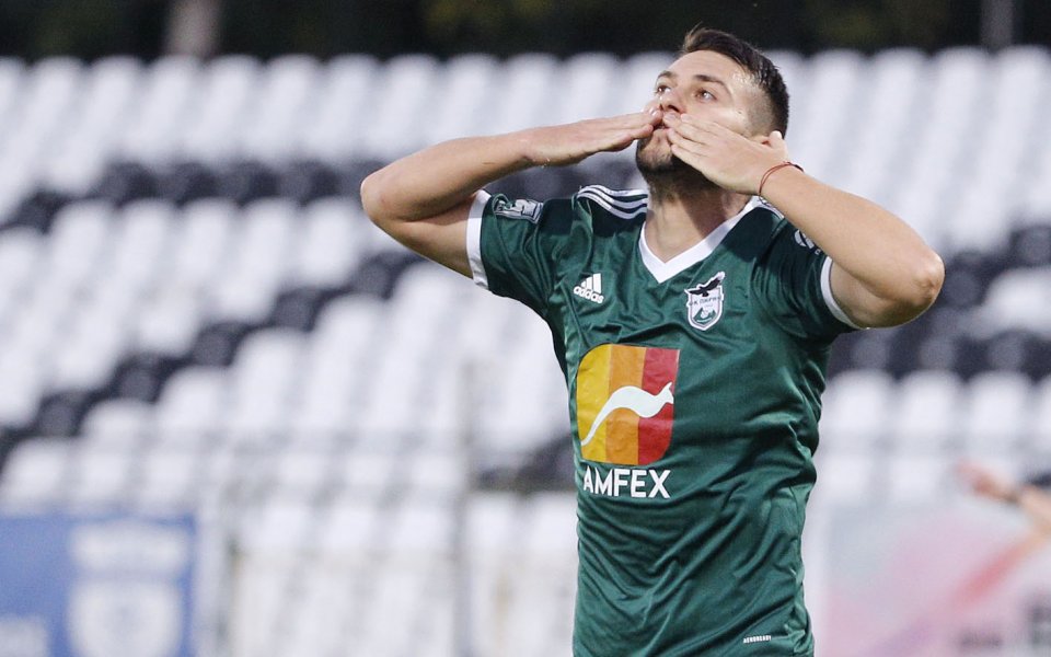 Официално: Пирин се раздели с Костов, Бодуров и още трима