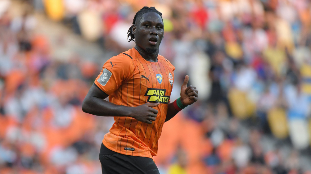 Ботев Пловдив напът да привлече нападател от Шахтьор Донецк?