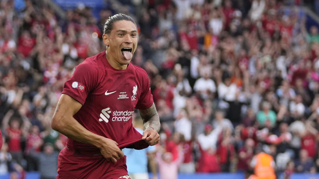 Нуньес с два негативни рекорда след червения картон