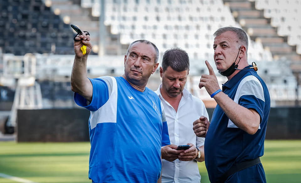 На почивката с Хамрун ще бъде репетирана песента за Мъри Стоилов