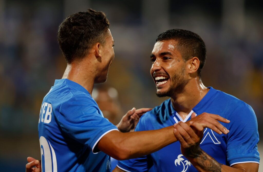 Уелтон: “Горе главата, само Левски!”